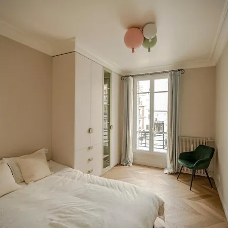 Apartment T4 Porte De Versailles