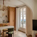 Écrin Haussmannien aux Arches-Porte de Versailles